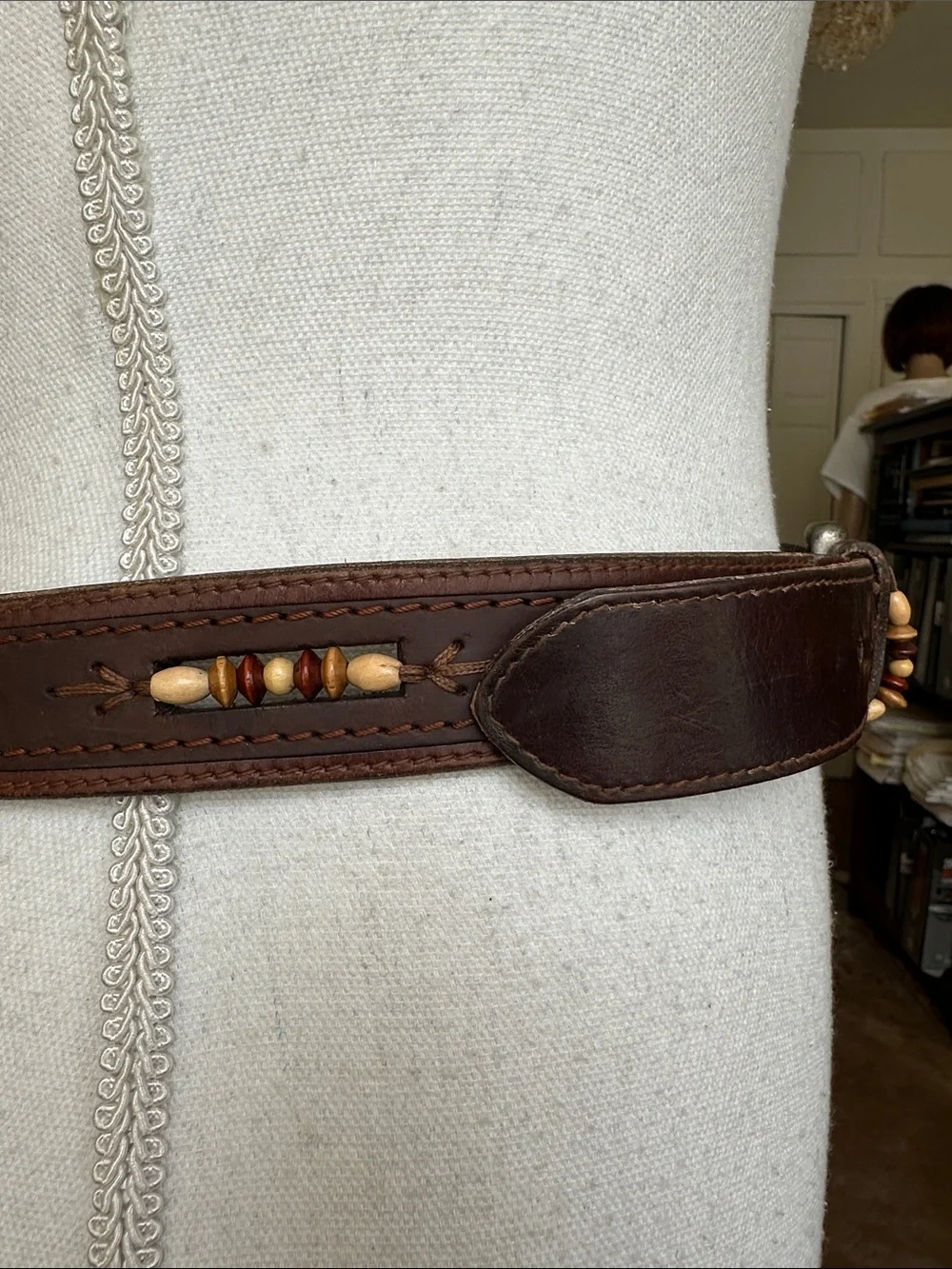 Vintage Solid Brass Buckle Men's Brown Leather Belt with Wooden Beads 32 in
